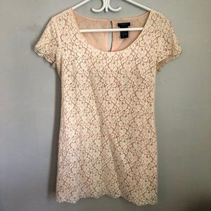 Aritzia Talula Oji Short Sleeve Lace Mini Dress